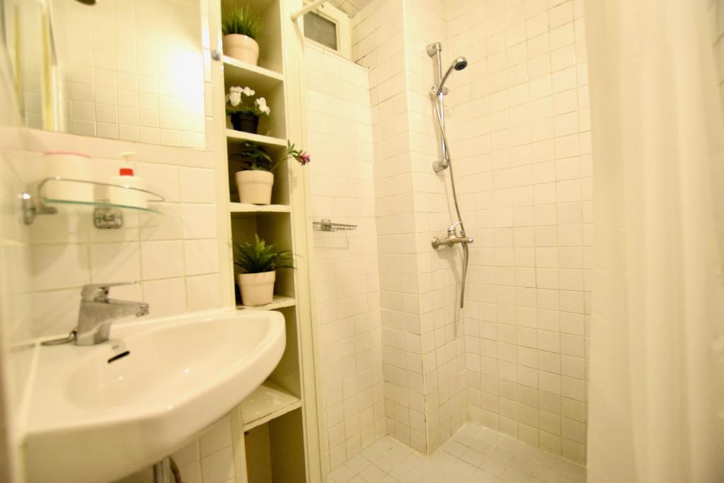 Budget Apartment by Hi5 - Október 6 Str 4 Budapest Kültér fotó