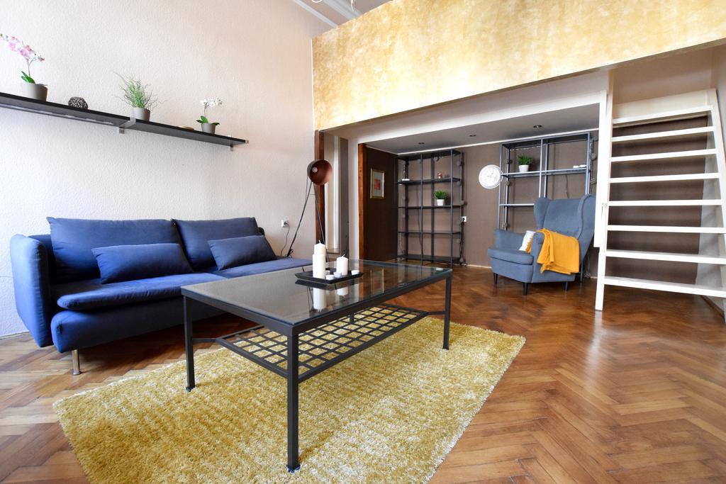 Budget Apartment by Hi5 - Október 6 Str 4 Budapest Kültér fotó